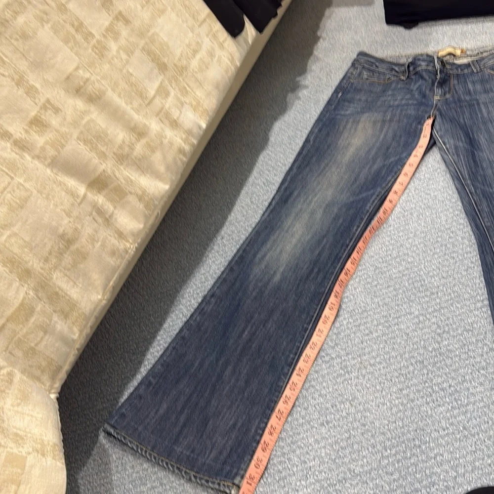 Paige Jeans NWOT Size 32 Long Jeans Laurel Canyon Low waist boot cut Host Pick - Picture 11 of 14